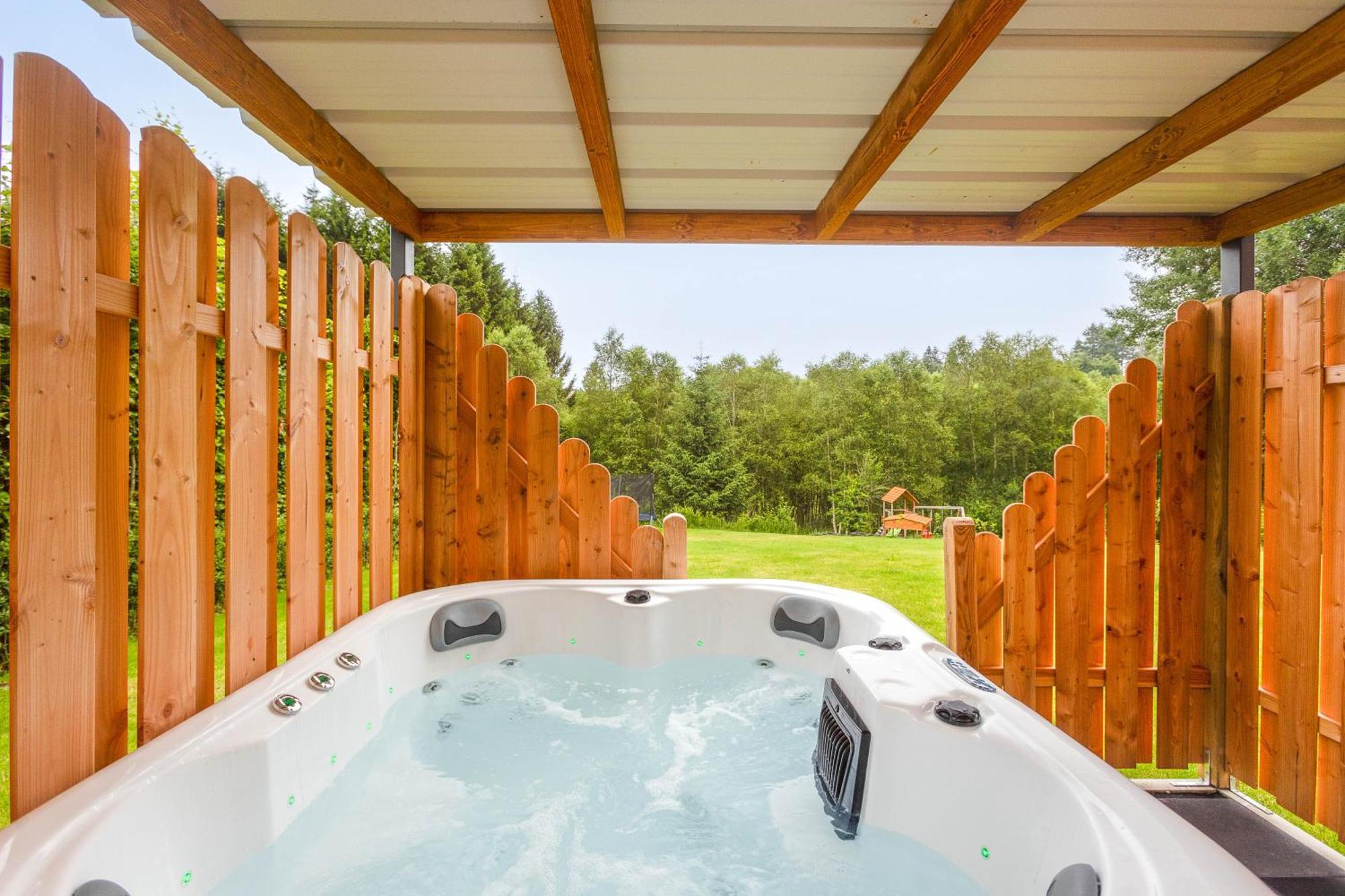 Urlaub Am Schwarzbach Mit Sauna Und Whirlpool Haus Felix Küchelscheid Exteriör bild