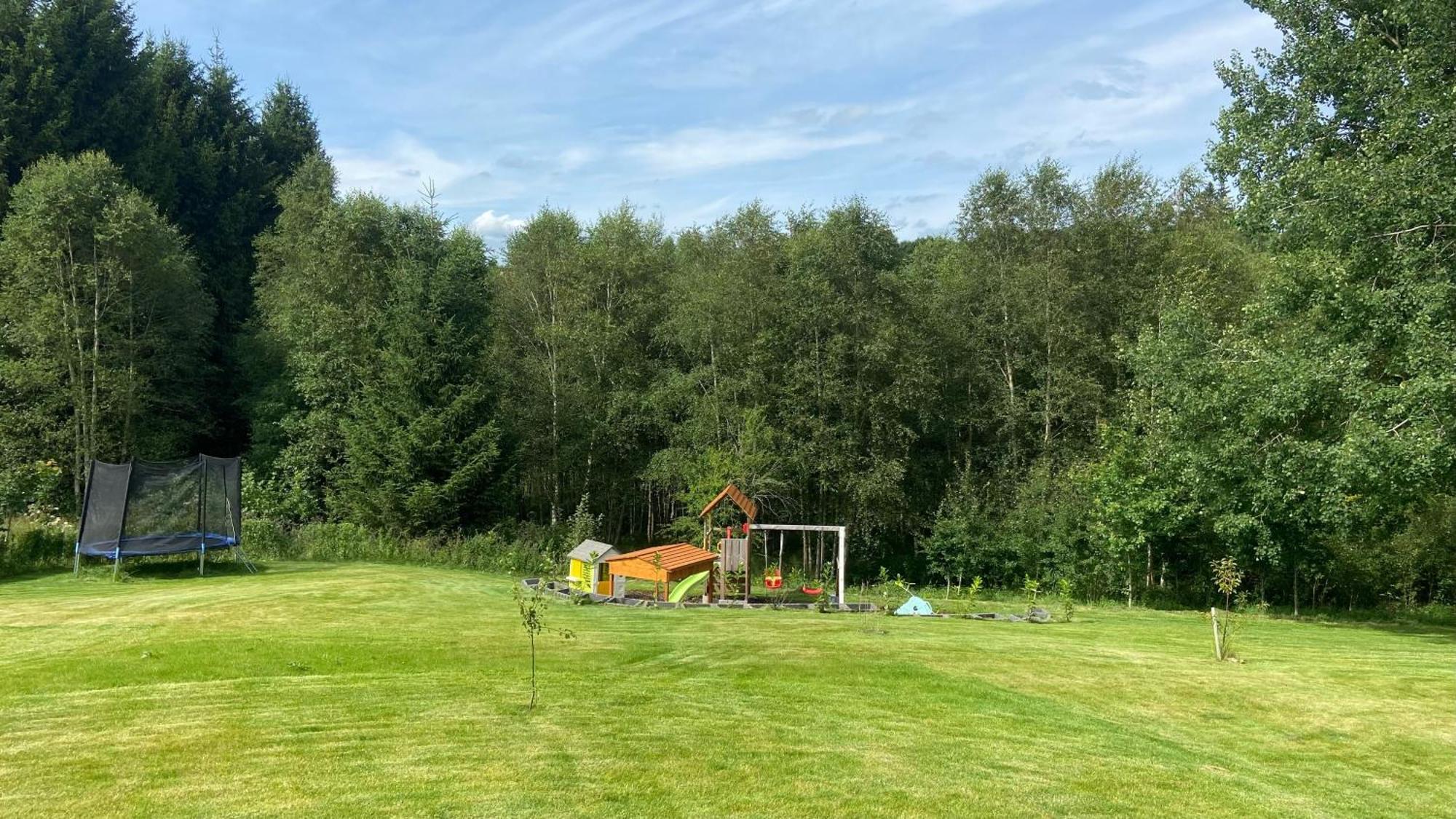 Urlaub Am Schwarzbach Mit Sauna Und Whirlpool Haus Felix Küchelscheid Exteriör bild